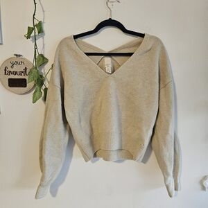 H&M Lambs Wool Cream V-Neck Sweater